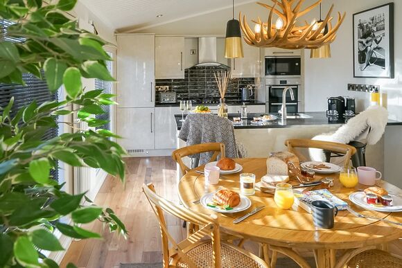 The Aldeburgh - Meadow Lodges Woodbridge, Bredfield, Woodbridge