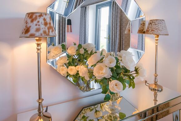 Lily&rsquo;s Lodge - Meadow Lodges Woodbridge, Bredfield, Woodbridge