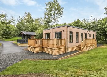 Shetland Lodge - Meadow&rsquo;s End Lodges, Cartmel