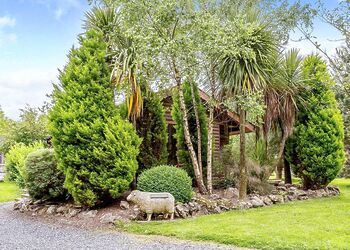Romney Lodge - Meadow&rsquo;s End Lodges, Cartmel