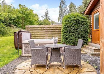 Romney Lodge - Meadow&rsquo;s End Lodges, Cartmel