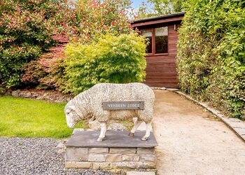 Vendeen Lodge - Meadow&rsquo;s End Lodges, Cartmel