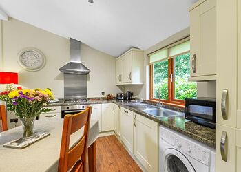 Boreray Lodge - Meadow&rsquo;s End Lodges, Cartmel