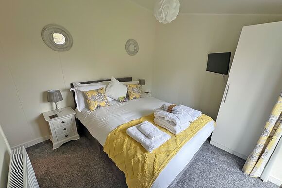 Merino Lodge - Meadow&rsquo;s End Lodges, Cartmel