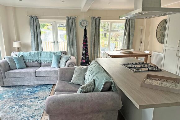 Merino Lodge - Meadow&rsquo;s End Lodges, Cartmel