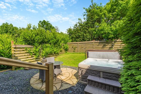 Romney Lodge - Meadow&rsquo;s End Lodges, Cartmel
