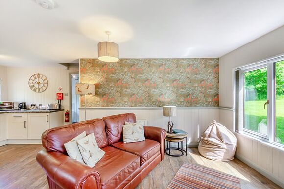 Romney Lodge - Meadow&rsquo;s End Lodges, Cartmel