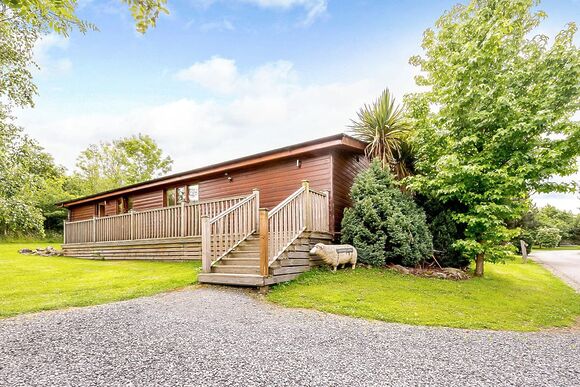 Herdwick Lodge - Meadow&rsquo;s End Lodges, Cartmel