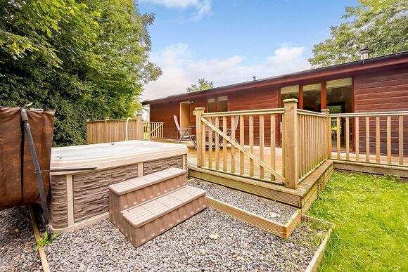 Vendeen Lodge - Meadow&rsquo;s End Lodges, Cartmel