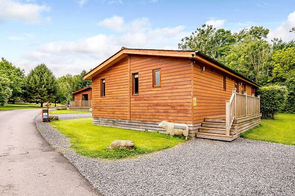 Radnor Lodge - Meadow&rsquo;s End Lodges, Cartmel