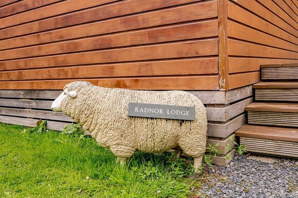 Radnor Lodge - Meadow&rsquo;s End Lodges, Cartmel