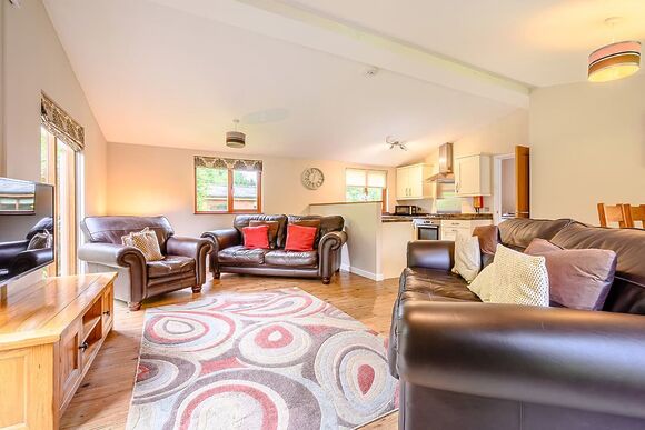 Radnor Lodge - Meadow&rsquo;s End Lodges, Cartmel