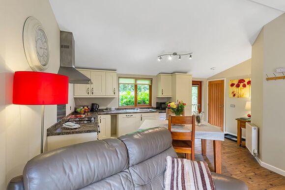 Boreray Lodge - Meadow&rsquo;s End Lodges, Cartmel