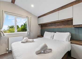 Whitesands - Meadow House Holiday Park, Summerhill, Amroth