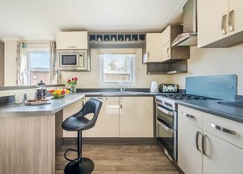 Chestnut - Mendip View at Wookey Hole, Wookey Hole, Wells