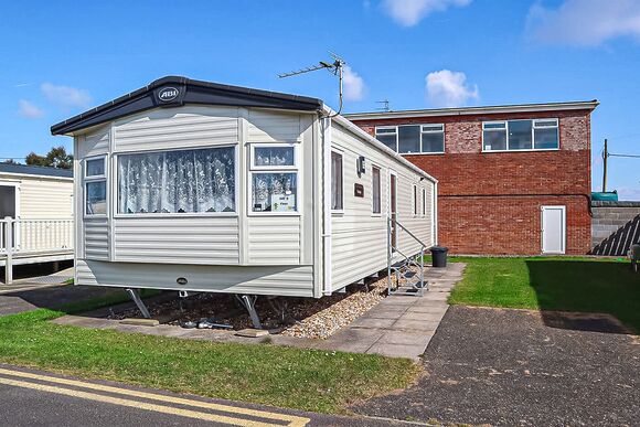GOLD 8 berth Pet Friendly - Merryfield and Sandfield, Chapel St Leonards