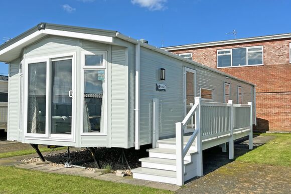 GOLD 8 berth Pet Friendly - Merryfield and Sandfield, Chapel St Leonards