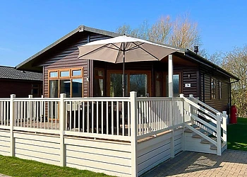 Sunny Retreat Lodge 