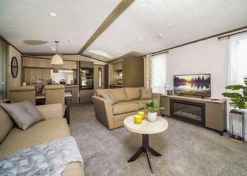 Gold - Malton Grange Country Park, Malton