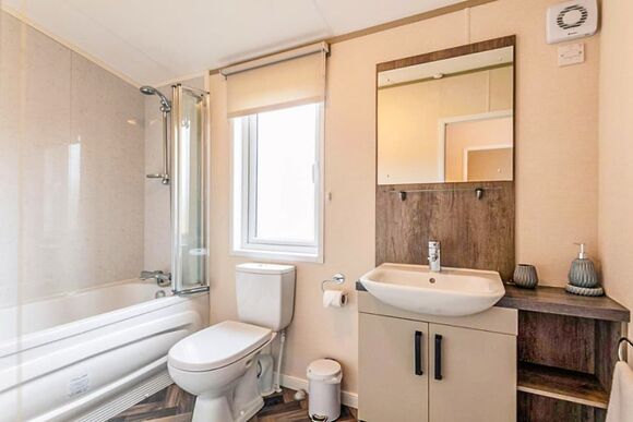 Gold - Malton Grange Country Park, Malton