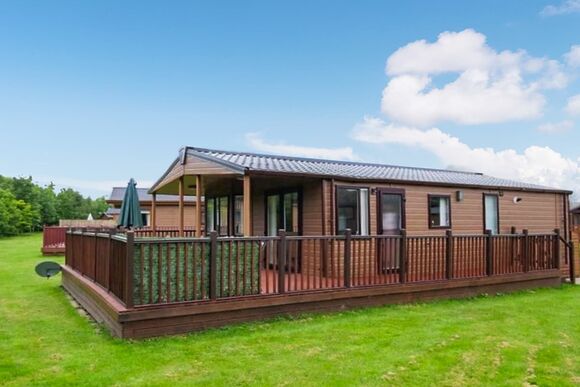 Silver VIP - Malton Grange Country Park, Malton