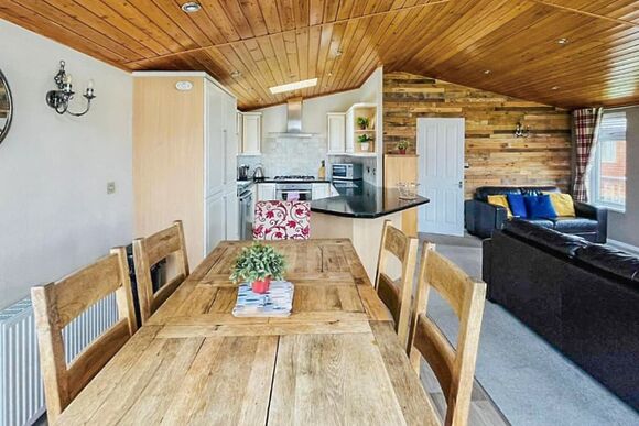 Silver VIP - Malton Grange Country Park, Malton