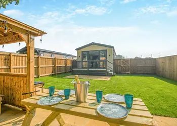 Messingham Lakes, Messingham