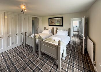 Farmhouse - Messingham Lakes, Messingham