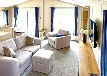 3 Bed Lux Lakeside Garden Hot Tub Pet - Messingham Lakes, Messingham