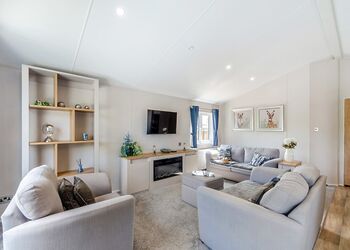 3 Bed Lux Lakeside Garden Hot Tub Pet - Messingham Lakes, Messingham