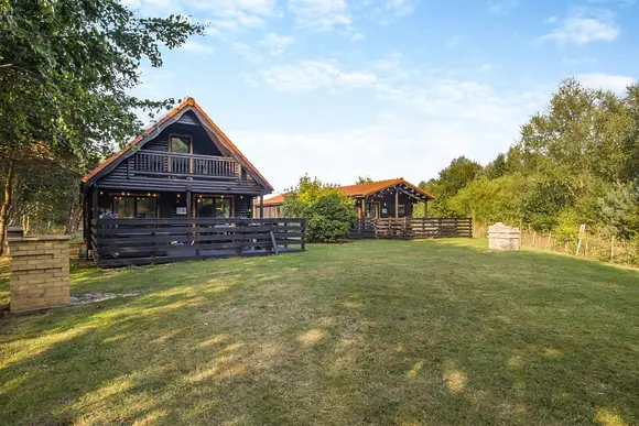 Messingham Lakes, Messingham