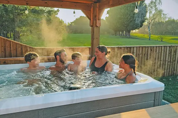 Messingham Lakes, Messingham