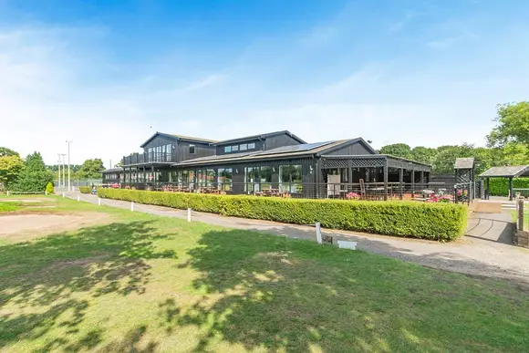 Messingham Lakes, Messingham