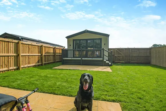 Messingham Lakes, Messingham