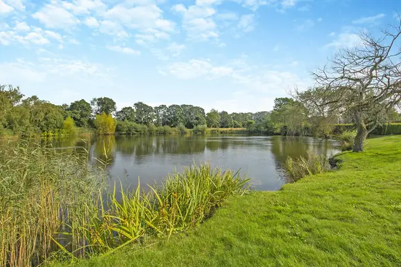 Messingham Lakes, Messingham