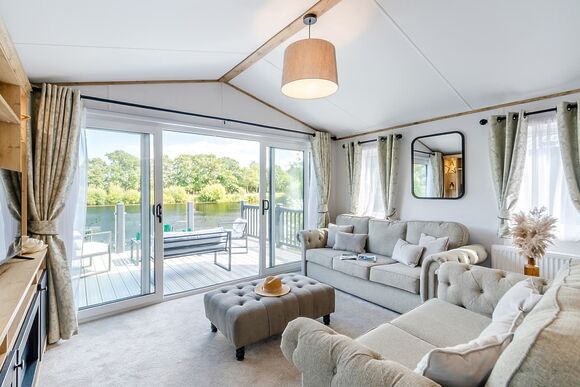 2 bed Lux Lake Pet Friendly - Messingham Lakes, Messingham