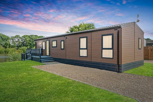 2 bed Lux Lake Pet Friendly - Messingham Lakes, Messingham