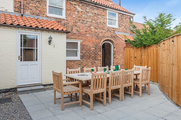 Farmhouse - Messingham Lakes, Messingham