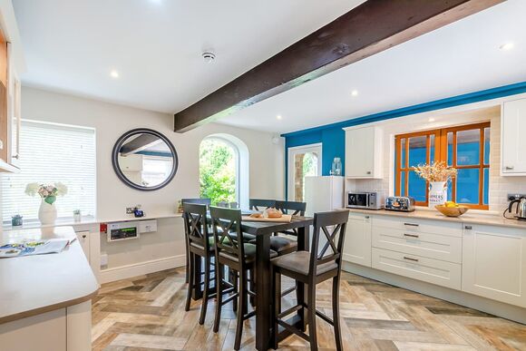 Farmhouse - Messingham Lakes, Messingham