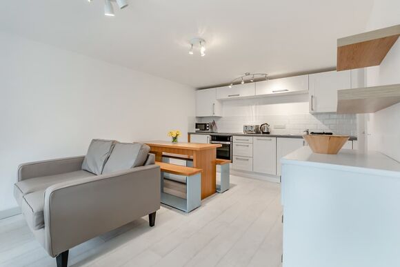 Sea Mist (Pet) - Millendreath Beach Resort, Millendreath, Looe