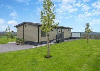 Tor View - Midsomer Lodges, Midsomer House, East Compton