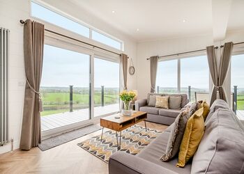 Tor View - Midsomer Lodges, Midsomer House, East Compton