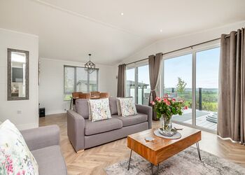 Quantock View - Midsomer Lodges, Midsomer House, East Compton