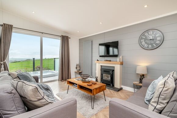 Exmoor View - Midsomer Lodges, Midsomer House, East Compton