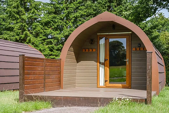 Capuchin Pod VIP - Missing Link Glamping, East Grinstead