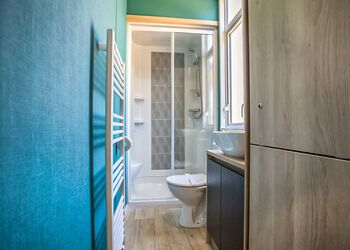 Burst of Blue 8 Berth Hot Tub - Mill Rythe Coastal Village, Hayling Island