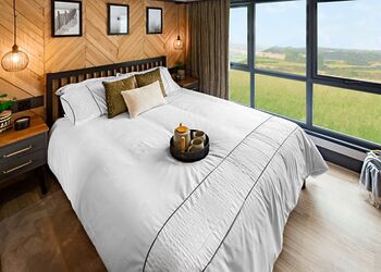 8 Berth Shadow Wood Hot Tub Pet Friendly - Mill Rythe Coastal Village, Hayling Island