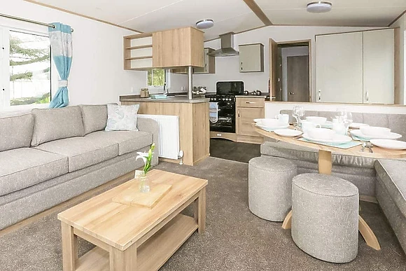 6 Berth Luxury Caravan Hot Tub - Mill Rhythe Holiday Park, Hayling Island