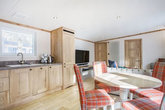 Heartwood Hot Tub 7 - Mill Rythe Coastal Village, Hayling Island