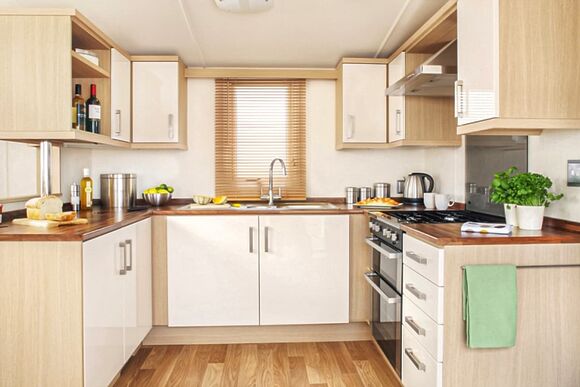 Holywell - Monkey Tree Holiday Park, Newquay